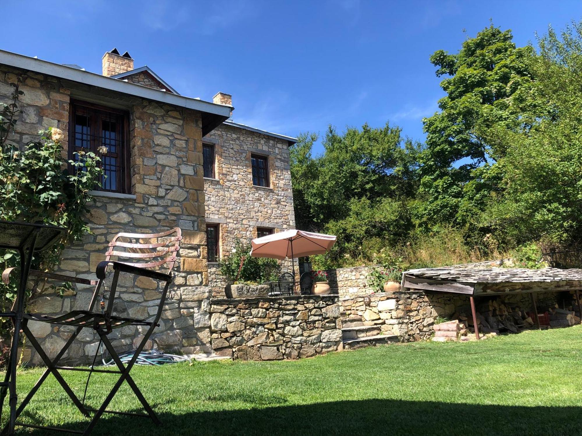 Guesthouse Kontogianni - Materka Nymfaio Bagian luar foto
