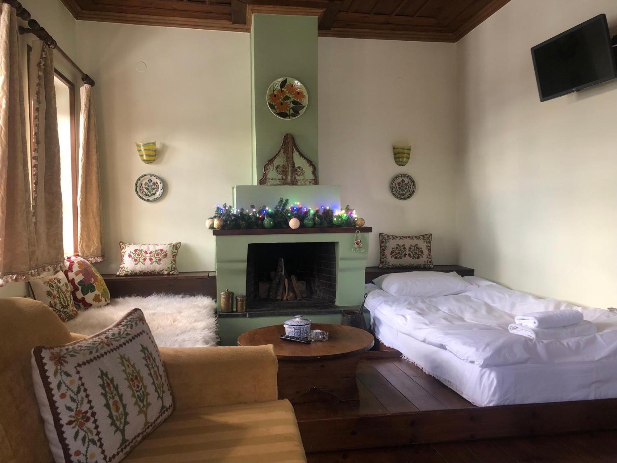 Guesthouse Kontogianni - Materka Nymfaio Bagian luar foto