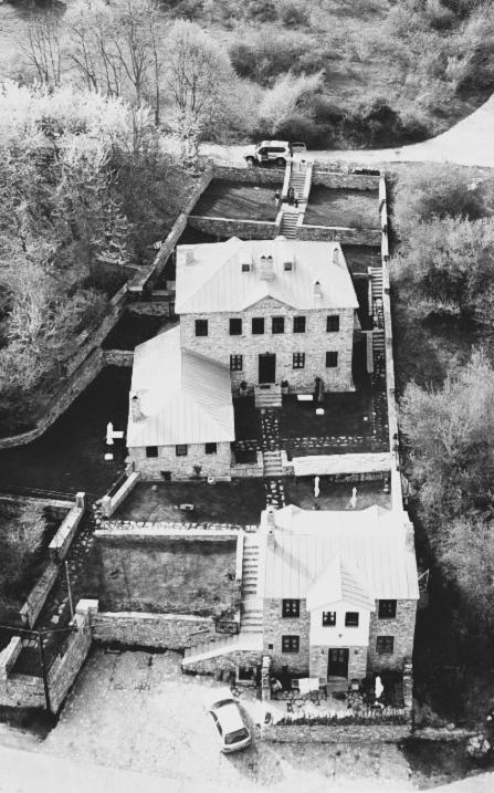 Guesthouse Kontogianni - Materka Nymfaio Bagian luar foto