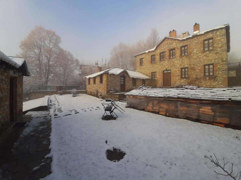 Guesthouse Kontogianni - Materka Nymfaio Bagian luar foto