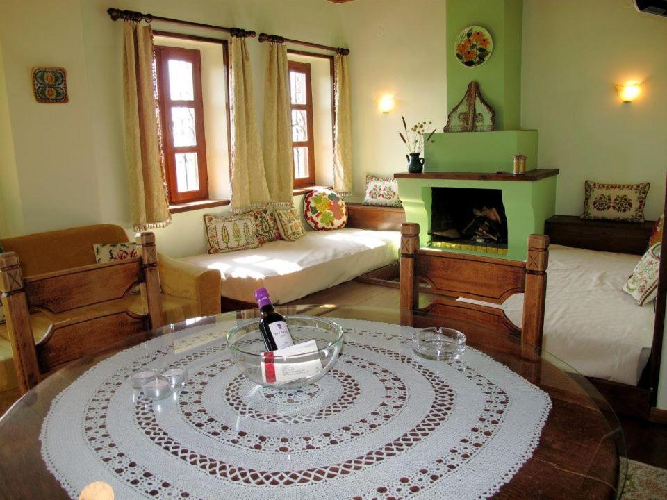 Guesthouse Kontogianni - Materka Nymfaio Bagian luar foto