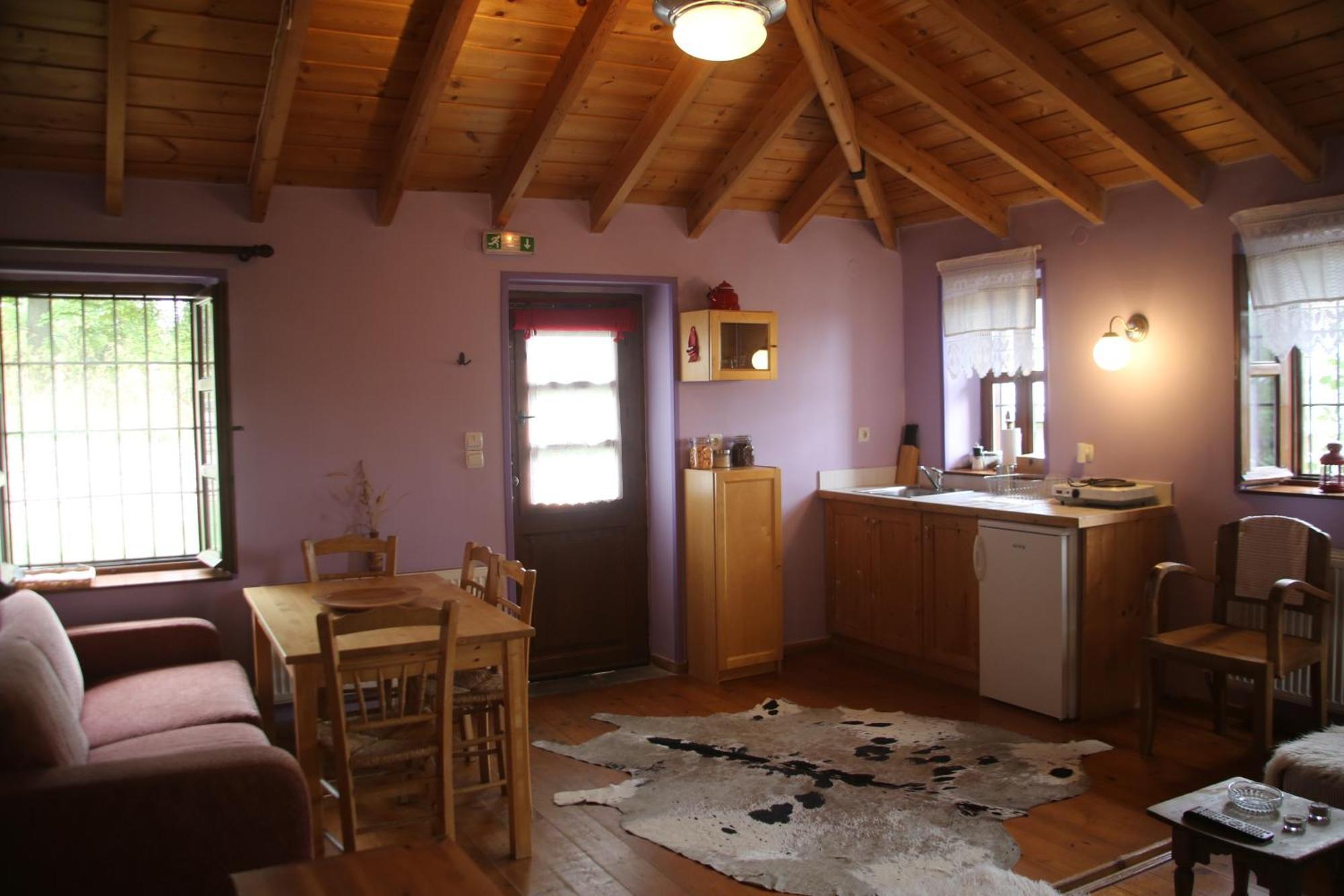 Guesthouse Kontogianni - Materka Nymfaio Bagian luar foto