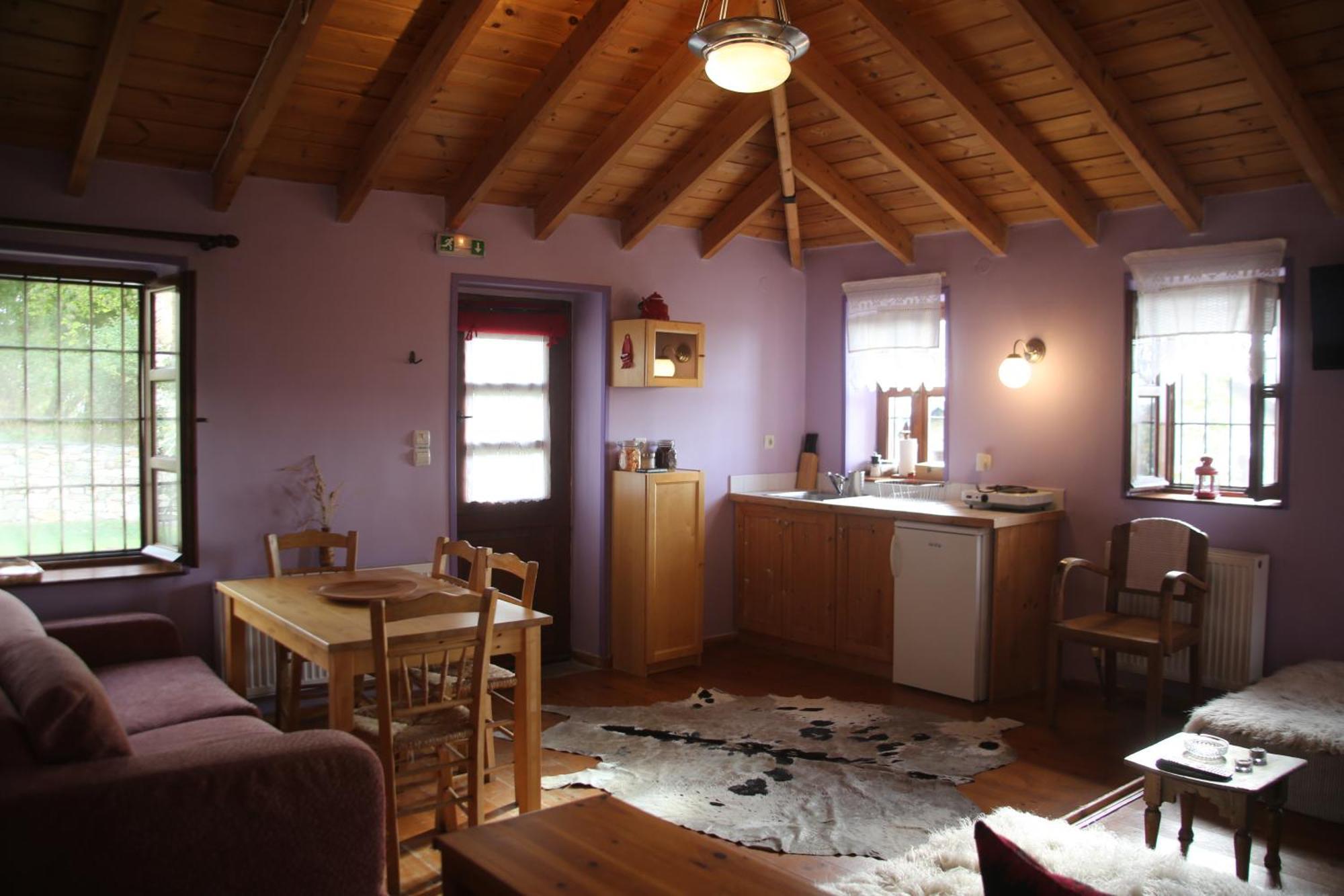 Guesthouse Kontogianni - Materka Nymfaio Bagian luar foto